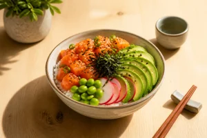 Le poke bowl saumon avocat : l'art de l'équilibre parfait